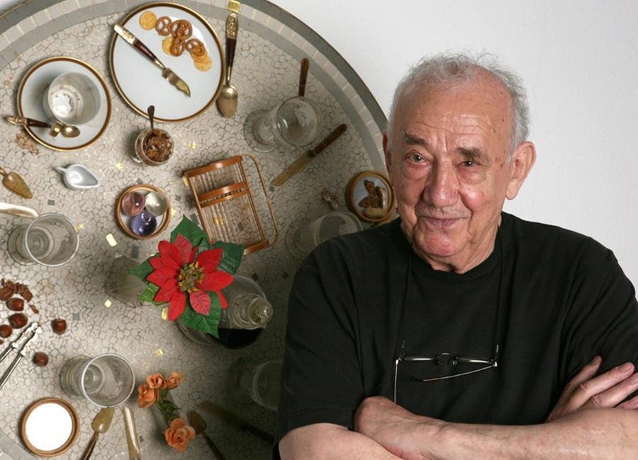 Spoerri, figura emblem&aacute;tica e membro fundador do novo realismo, transformava restos de uma refei&ccedil;&atilde;o em obra de arte