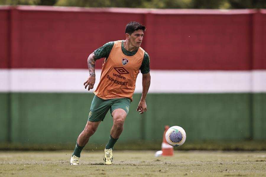 Cano ser&aacute; titular do desfalcado Fluminense contra o Inter
