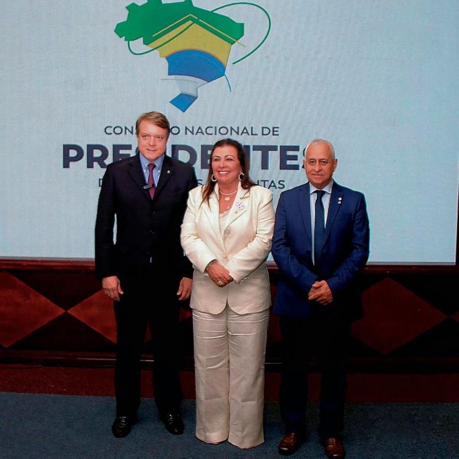 Conselheiro Luiz Antonio Guaran&aacute;, do TCE-RJ foi reeleito presidente