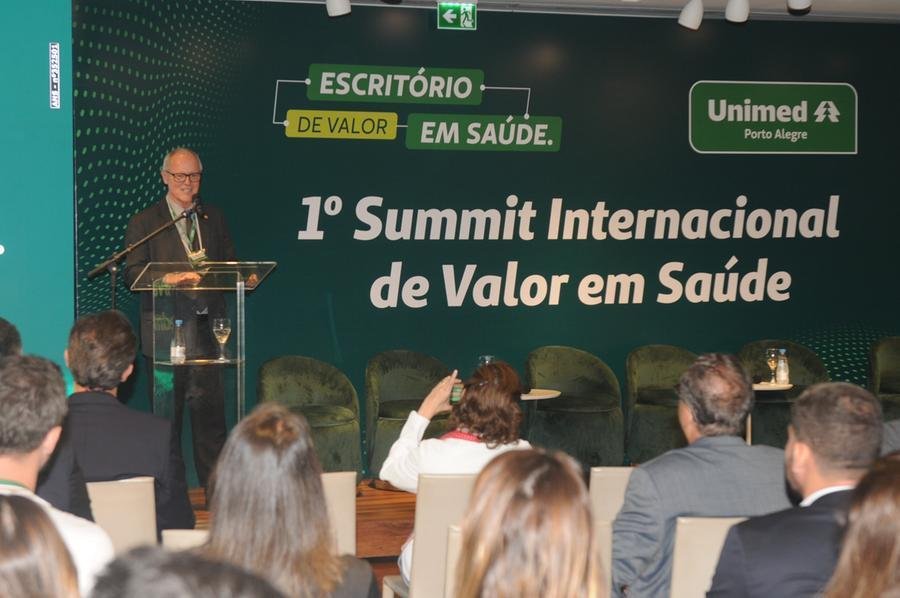 Segundo o presidente da Unimed Porto Alegre, M&aacute;rcio Pizzato, a cooperativa &eacute; uma refer&ecirc;ncia na Am&eacute;rica Latina no tema "Valor em Sa&uacute;de" e seguir&aacute; ampliando este modelo de gest&atilde;o.