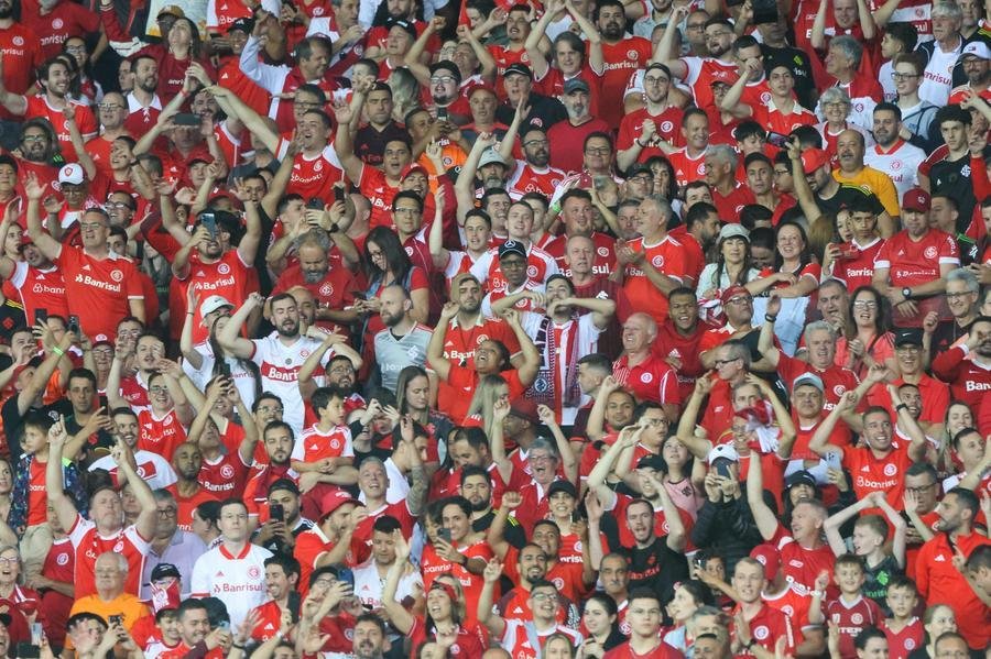 Agora, estimativa de p&uacute;blico &eacute; de 45 mil pessoas no Beira-Rio neste domingo