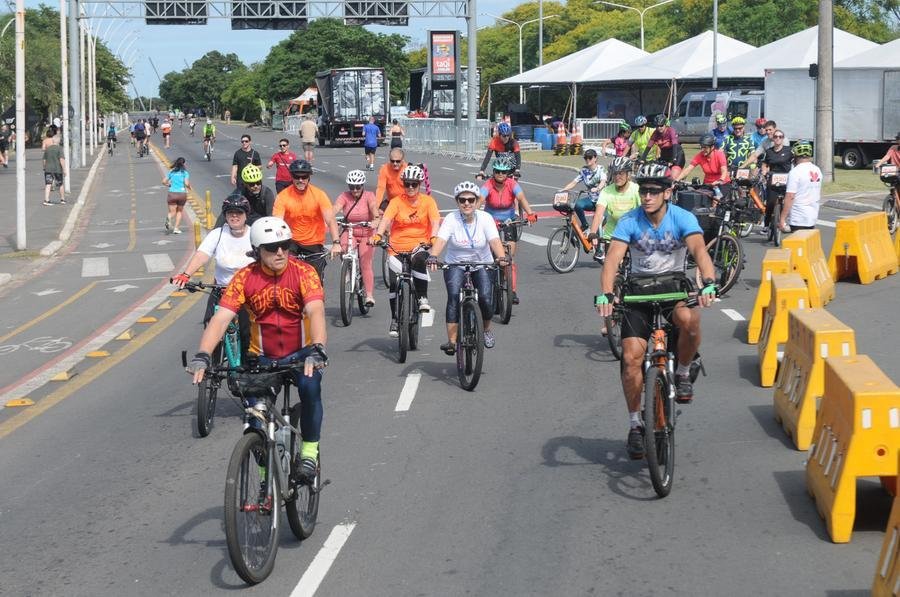 Pedalada alerta para&nbsp;falta de doadores de sangue na Capital