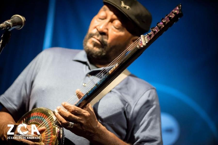 James &ldquo;Super Chikan&rdquo; Johnson se apresenta neste domingo, dia 24, no Gravador Pub