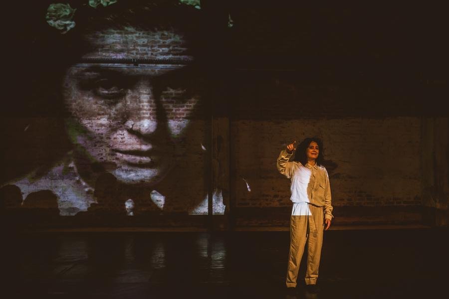 Manifesto de uma Mulher de Teatro, com T&acirc;nia Farias, &eacute; uma das atra&ccedil;&otilde;es desta quarta, 27, do 31&ordm; Porto Alegre em Cena