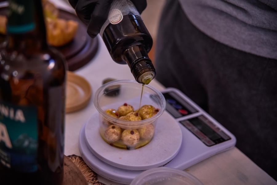 Ca&ccedil;apava do Sul, na Regi&atilde;o Sudeste do Estado, conta com dez marcas de azeite de oliva extravirgem