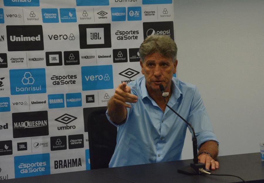 O t&eacute;cnico ainda falou que entende as cr&iacute;ticas dos torcedores e que sabe da exig&ecirc;ncia