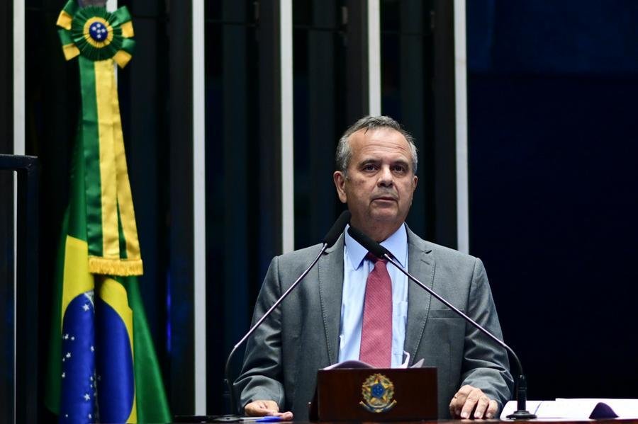 Apenas 29 senadores foram favor&aacute;veis &agrave; proposta, enquanto 33 foram contr&aacute;rios