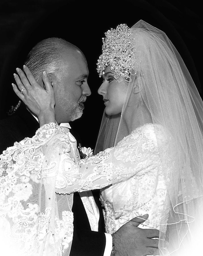 C&eacute;line Dion e Ren&eacute; Ang&eacute;lil completariam 30 anos de casamento