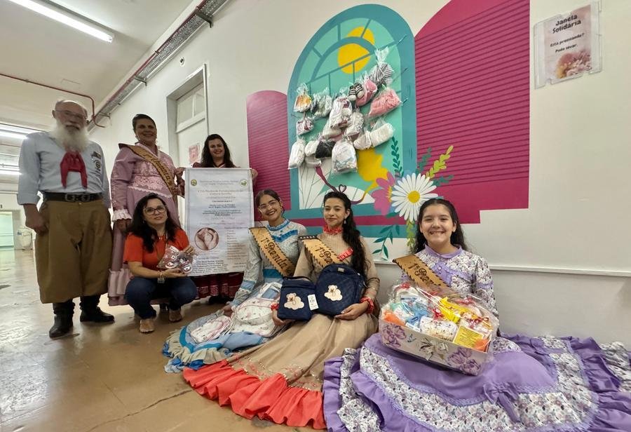 Entre os donativos est&atilde;o fraldas, brinquedos, carrinhos de beb&ecirc; e banheiras