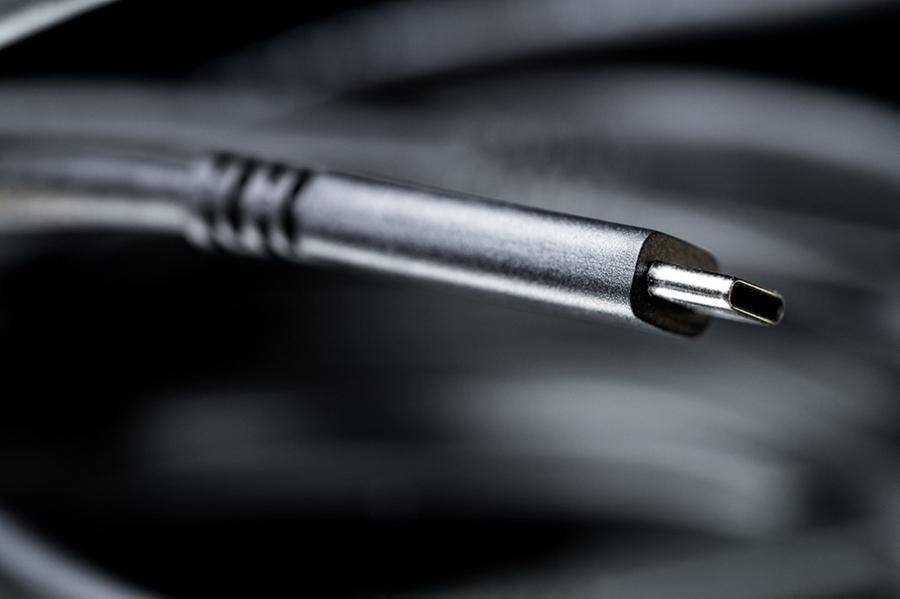 Fabricantes t&ecirc;m a obriga&ccedil;&atilde;o de equipar os aparelhos vendidos na UE com uma porta de carregamento USB-C
