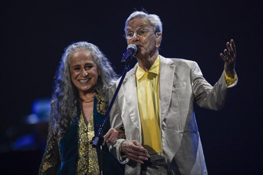Programa&ccedil;&atilde;o contou com Caetano Veloso e Maria Beth&acirc;nia, al&eacute;m de shows de Anitta e Ivete Sangalo