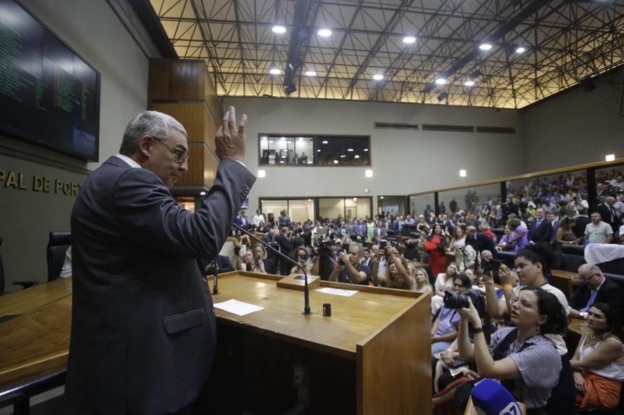 Emedebista realizou discurso ao ser empossado prefeito pela segunda vez na capital ga&uacute;cha