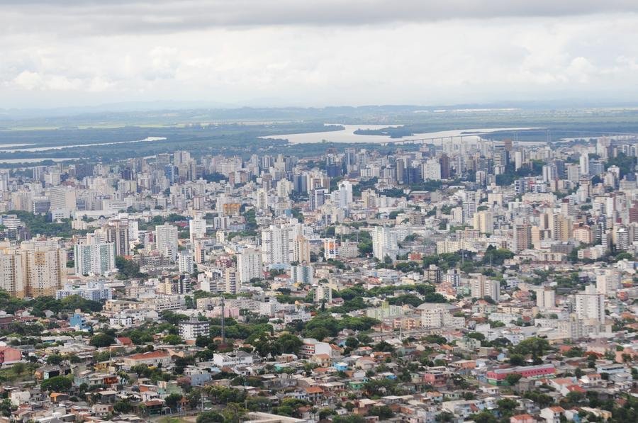 Prefeitura de Porto Alegre inicia envio de guias do IPTU