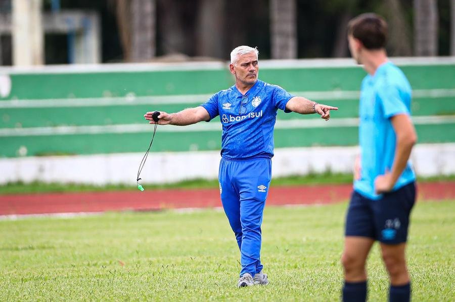 Gr&ecirc;mio volta a campo pela Copa S&atilde;o Paulo nesta quarta-feira