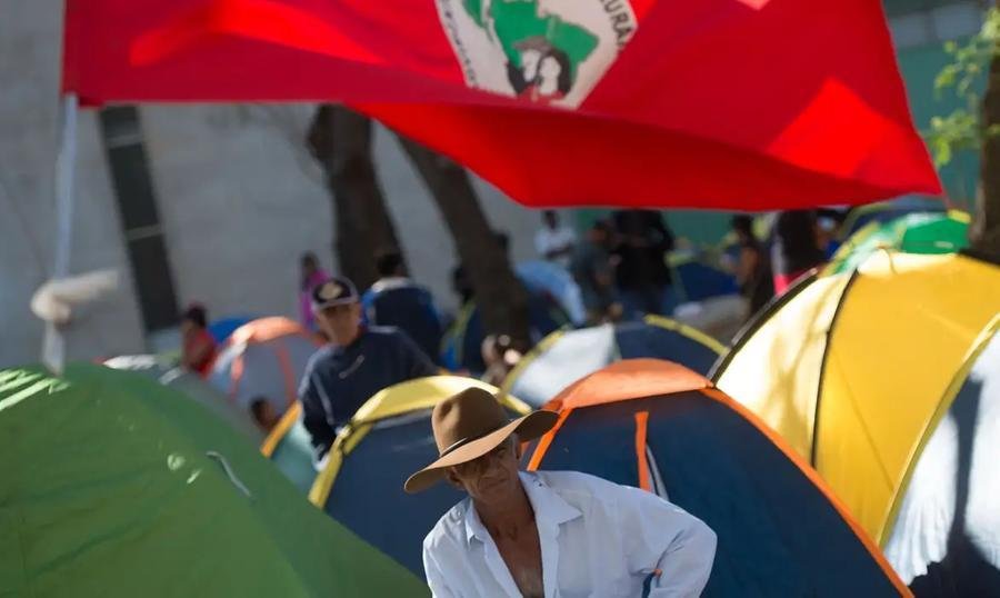 Pessoas feridas t&ecirc;m entre 18 e 49 anos de idade, de acordo com a SSP