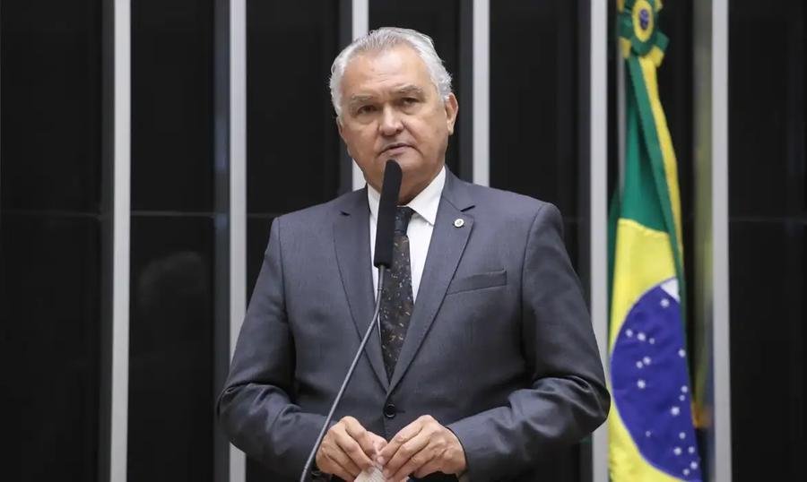 Atitude do parlamentar &ldquo;afronta o Estado de Direito, a ordem jur&iacute;dica e o regime democr&aacute;tico", diz senten&ccedil;a