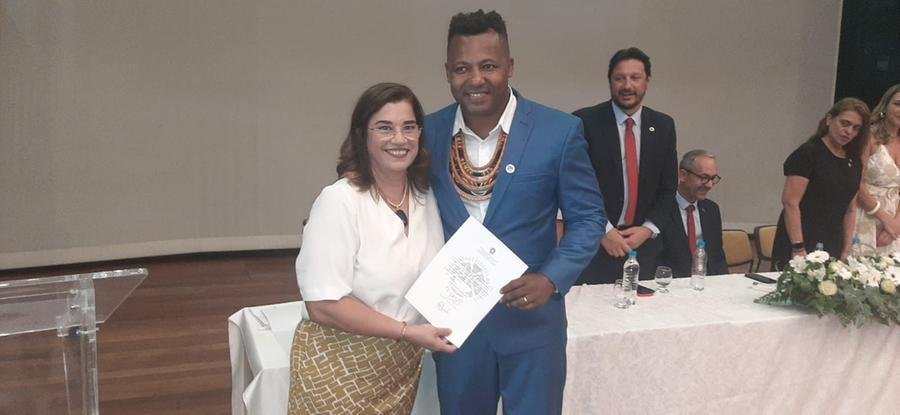Ap&oacute;s assumir o cargo, &Uacute;rsula empossou o novo vice-reitor, Eraldo Pinheiro