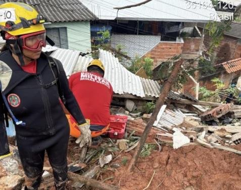 Deslizamentos de terra deixam ao menos sete&nbsp;mortos em Minas Gerais