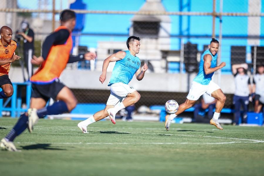 Gr&ecirc;mio venceu o S&atilde;o Jos&eacute; por 2 a 1 na atividade realizada nessa segunda-feira