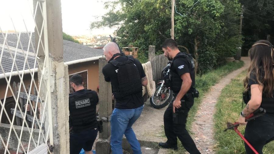 Cerca de 90 policiais civis cumprem dilig&ecirc;ncias na Opera&ccedil;&atilde;o Alian&ccedil;a