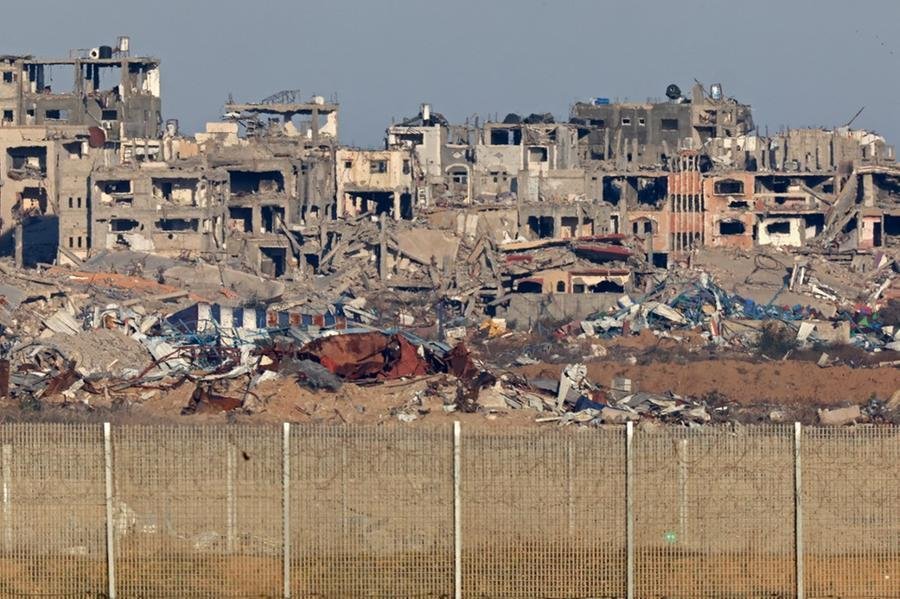Gaza segue sob bombardeios
