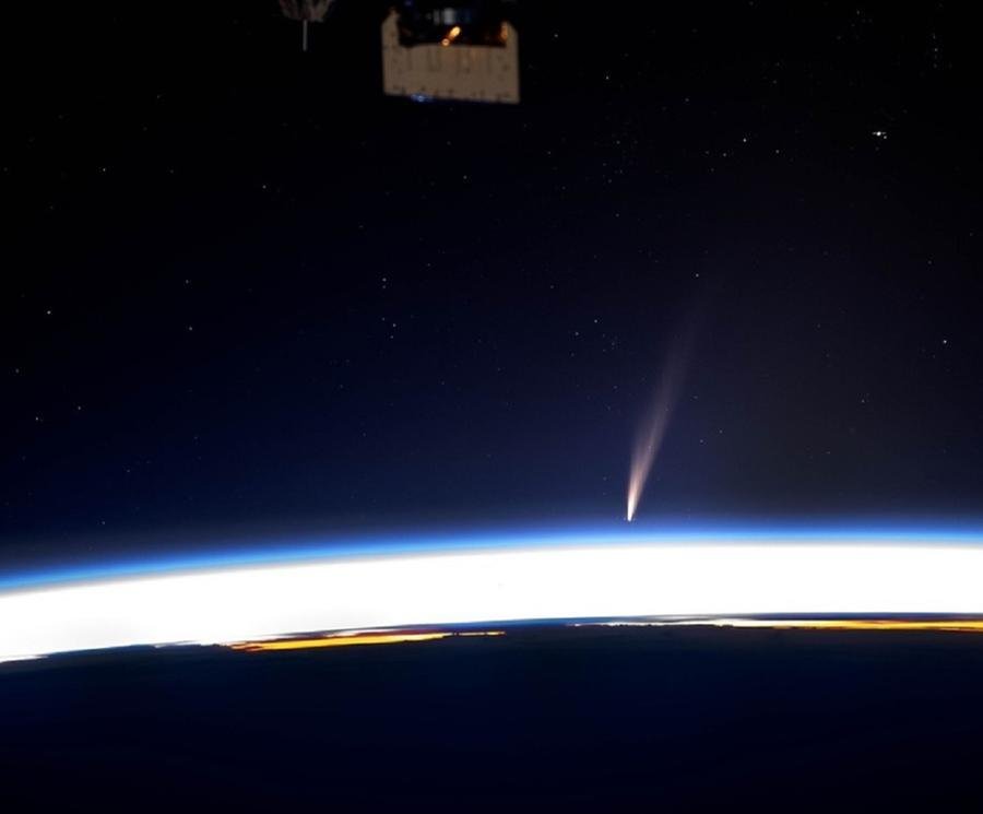 O cometa C/2024 G3 (ATLAS) chegou a ser fotografado da Esta&ccedil;&atilde;o Espacial Internacional pelo astronauta da ag&ecirc;ncia Don Petit no domingo