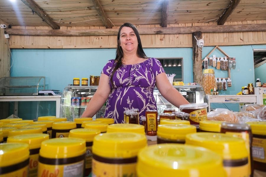 Patr&iacute;cia &eacute; uma das comerciantes de alimentos do T&uacute;nel Verde