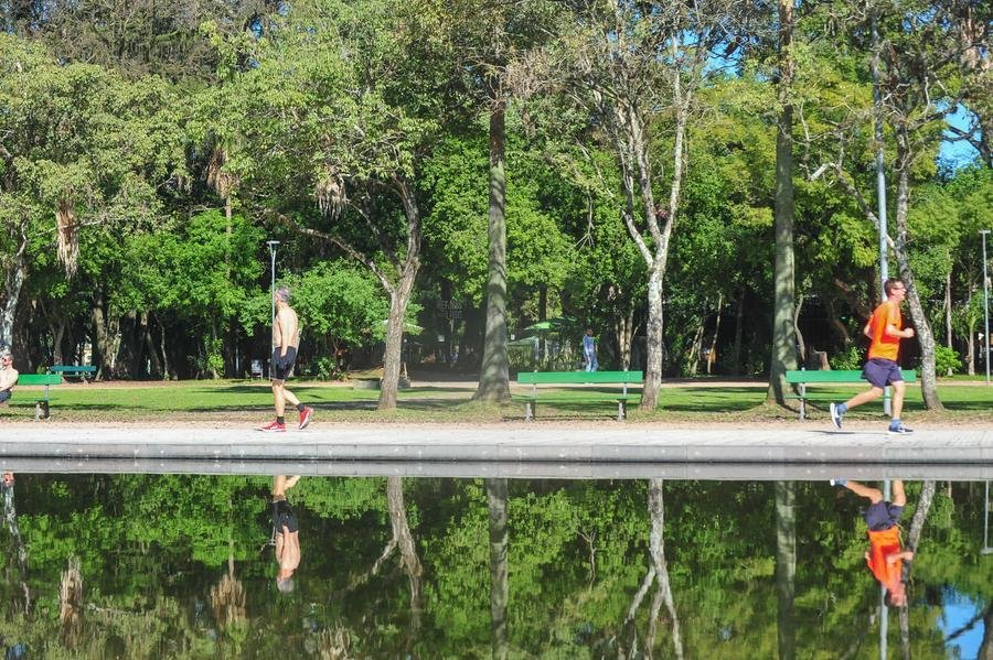 O calor ser&aacute; mais intenso no Oeste, Noroeste e nos vales