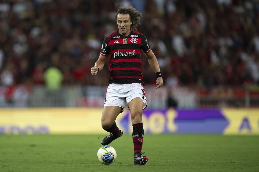 Com a 'Amarelinha', David Luiz participou da Copa do Mundo de 2014 e foi campe&atilde;o da Copa das Confedera&ccedil;&otilde;es em 2013
