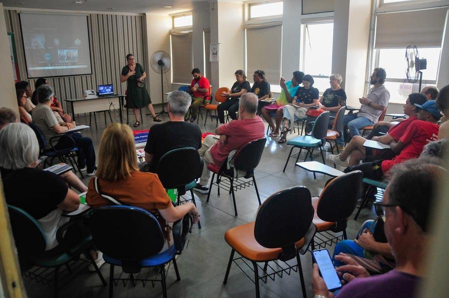 F&oacute;rum Social Mundial debate hoje, em seu &uacute;ltimo dia, a democracia participativa e a defesa de direitos no Audit&oacute;rio Clara Scott