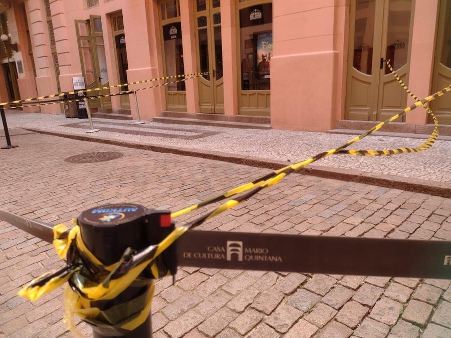 Uma das cal&ccedil;adas da Travessa dos Cataventos est&aacute; entre os pontos do Centro Hist&oacute;rico isolados desde o in&iacute;cio da semana