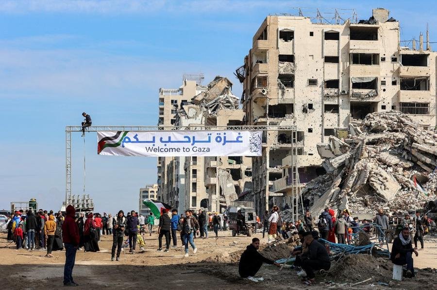 Trump comparou a Faixa de Gaza, devastada pela guerra e imersa em uma severa crise humanit&aacute;ria, a um "lugar de destrui&ccedil;&atilde;o"