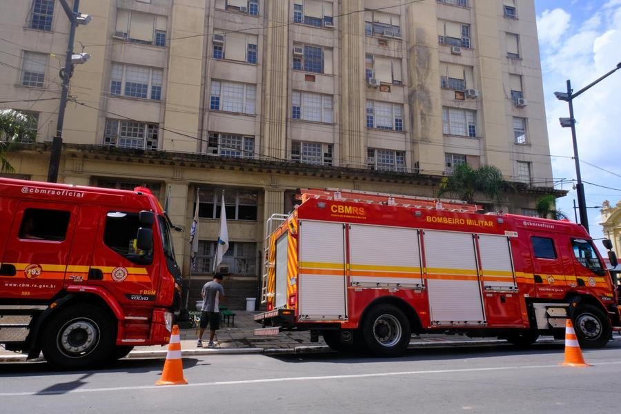 Corpo de Bombeiros controlou o fogo rapidamente