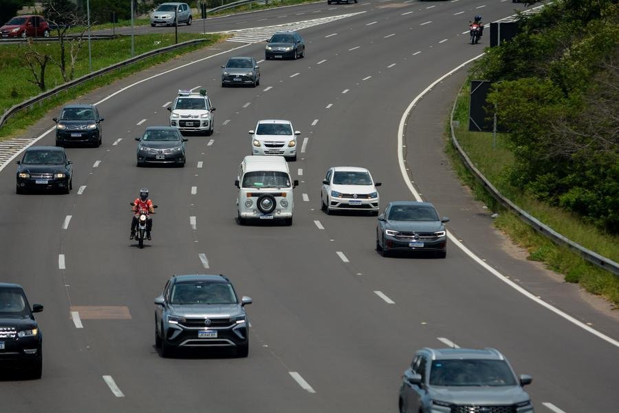 Mais de 323 mil condutores devem passar pela Freeway neste feriado
