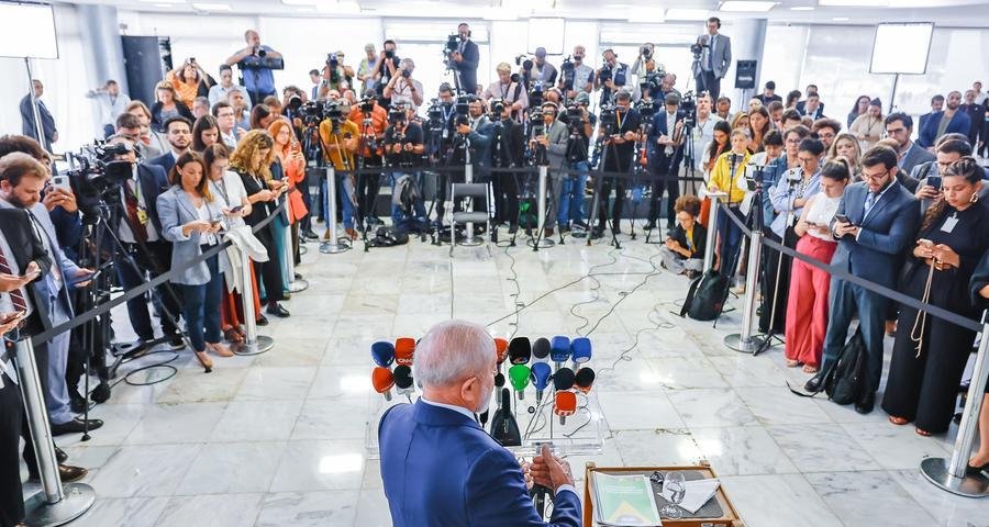 Presidente Lula durante coletiva no Pal&aacute;cio do Planalto