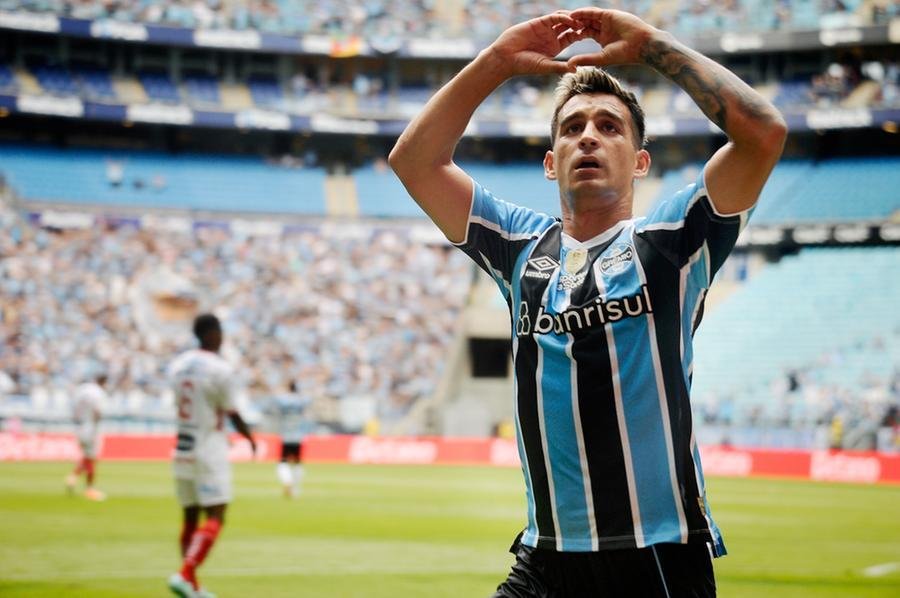 Cristaldo marcou dois gols na goleada do Gr&ecirc;mio