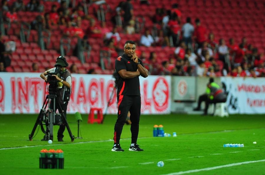 &ldquo;O momento &eacute; adequado para o come&ccedil;o de temporada&rdquo;, apontou Roger