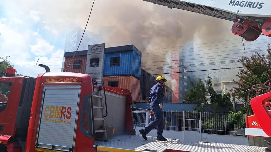 Imagem registrada no s&aacute;bado mostra ocorr&ecirc;ncia no bairro Partenon