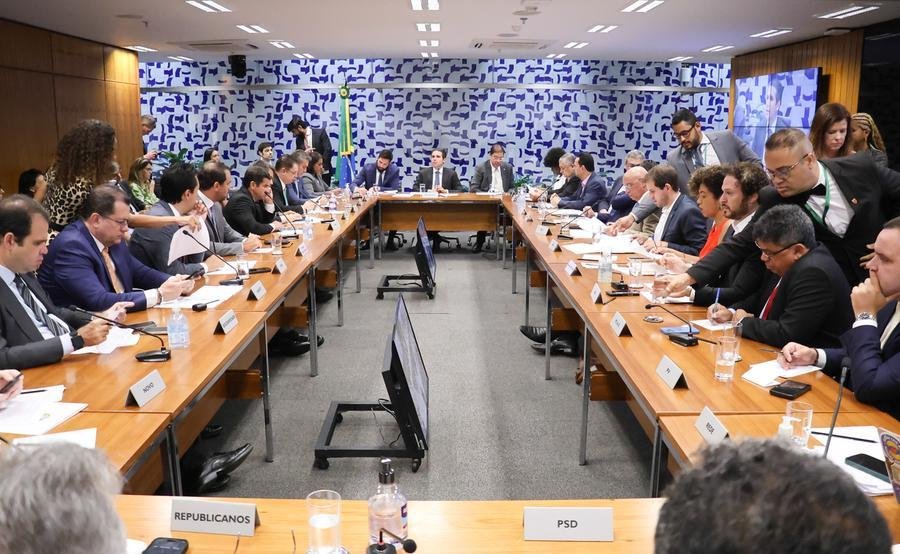 L&iacute;deres definem procedimentos para vota&ccedil;&otilde;es