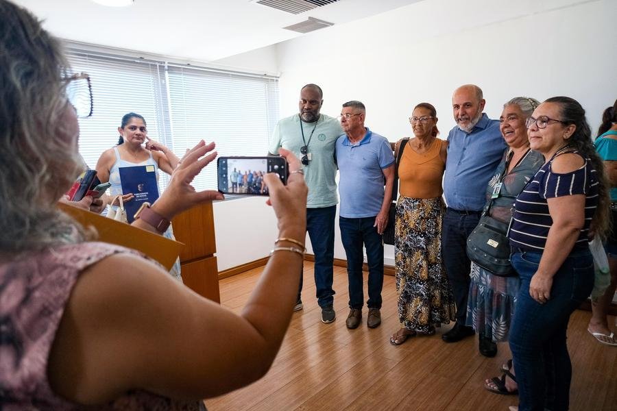 Solenidade de entrega foi realizada na Prefeitura de Porto Alegre