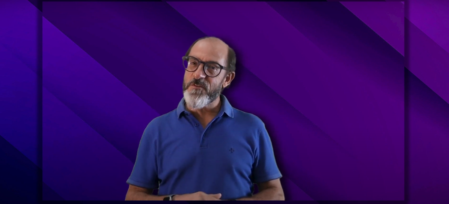 Cr&iacute;tico de cinema Marcos Santuario comenta as produ&ccedil;&otilde;es