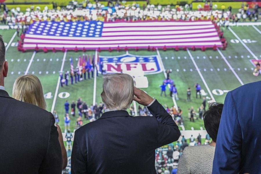 Trump acompanha o Superbowl
