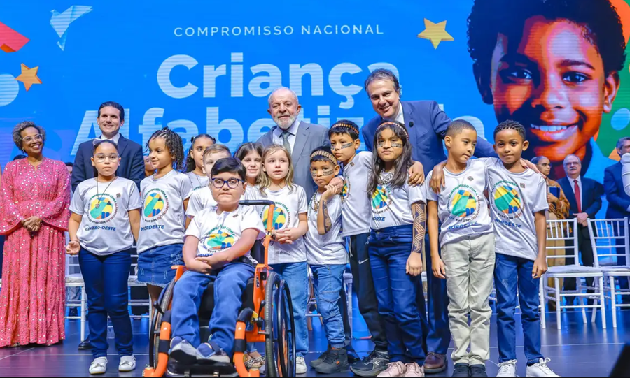 A meta foi estabelecida em um decreto assinado pelo presidente em 2023