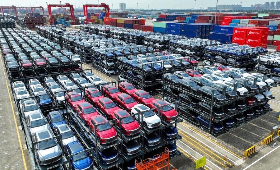 A&ccedil;&otilde;es da montadora chinesa BYD registraram forte alta nesta
