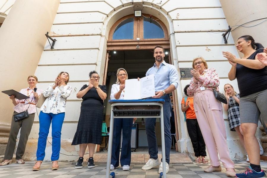Tamb&eacute;m participaram do ato as secret&aacute;rias de Obras P&uacute;blicas, Izabel Matte, e da Educa&ccedil;&atilde;o, Raquel Teixeira.