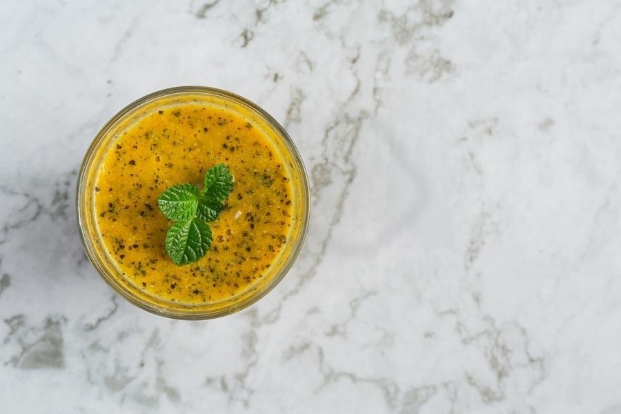 O suco de maracuj&aacute; com couve &eacute; a combina&ccedil;&atilde;o perfeita de sabor e nutrientes