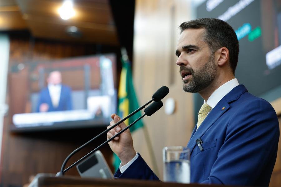 Governador re&uacute;ne-se com a base aliada nesta segunda-feira