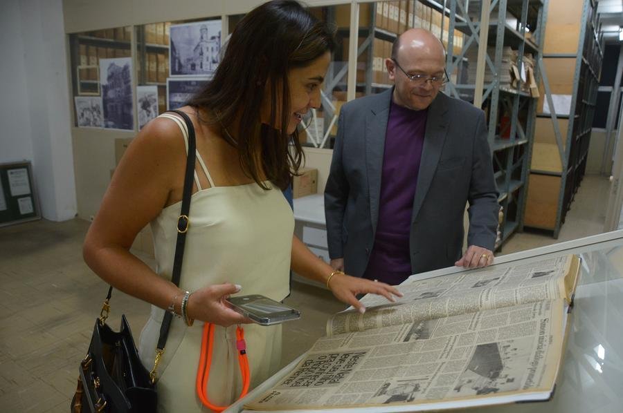 Diretora da Gam3 Parks, Carla Deboni, em visita ao Correio do Povo, junto ao diretor-presidente do jornal, Marcelo Dantas