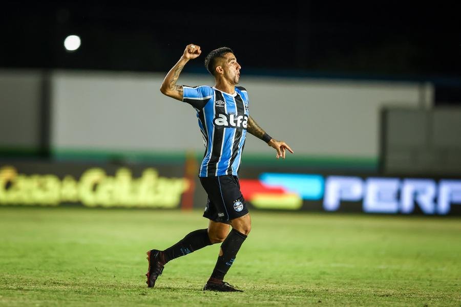 Cristian Oliveira ser&aacute; titular contra o Juventude na Arena