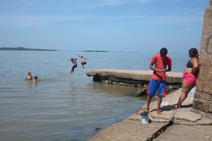 Onda de calor retorna a Porto Alegre e faz moradores procurarem praias da Zona Sul